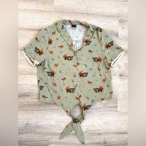Disney 'Her Universe' Women’s Fox & Hound Crop Shirt Size Medium Button Down